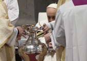 Ο πάπας Φραγκίσκος στις γυναικείες φυλακές της Ρώμης για την Τελετή του Νιπτήρος
