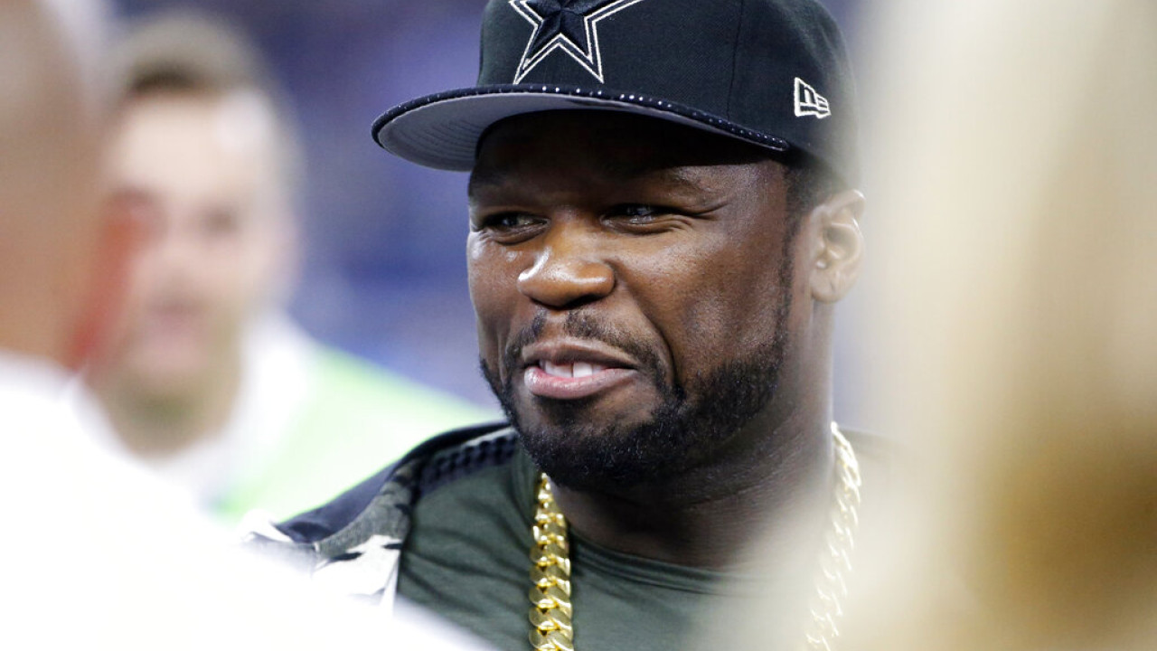 50 Cent: Η γυναίκα που τραυματίστηκε από μικρόφωνο που της πέταξε, του έκανε μήνυση