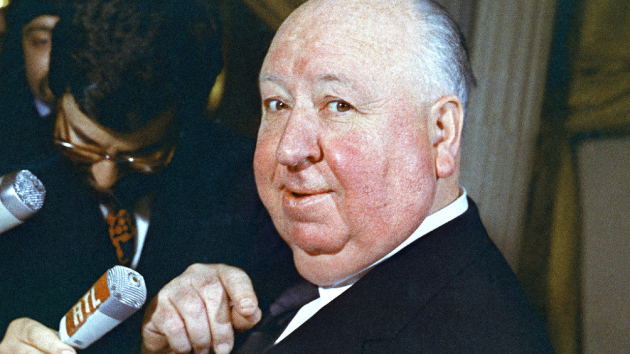 Alfred Hitchcock: Ποιες ήταν οι πραγματικές φοβίες του «μάστερ» του τρόμου