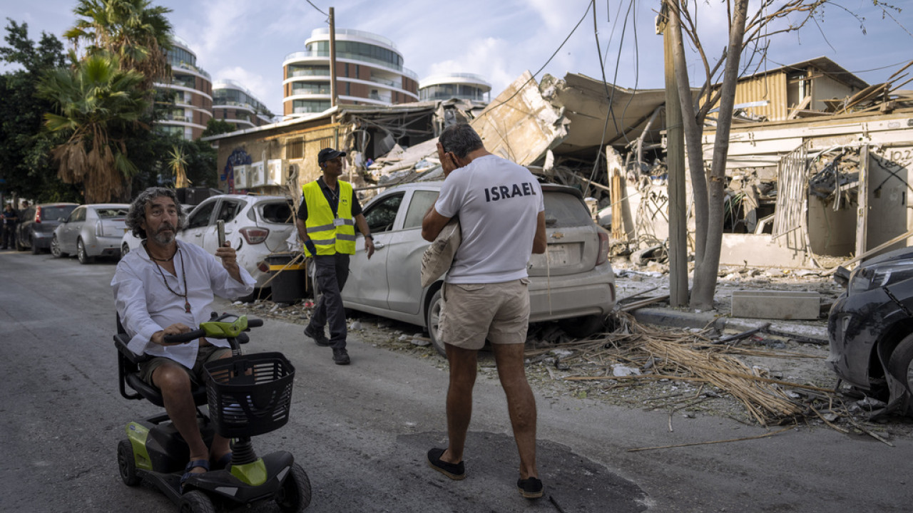 Σειρήνες για επίθεση με ρουκέτες ηχούν στο Τελ Αβίβ