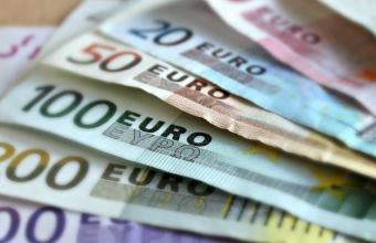 Επίδομα 400 ευρώ του ΟΑΕΔ: Ξεκινά τη Δευτέρα η καταβολή - Ποιοί θα το λάβουν
