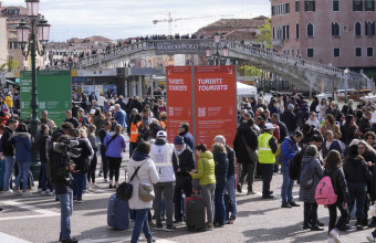 Βενετία: Περίπου ένας στους δέκα πλήρωσαν σήμερα το πιλοτικό εισιτήριο εισόδου